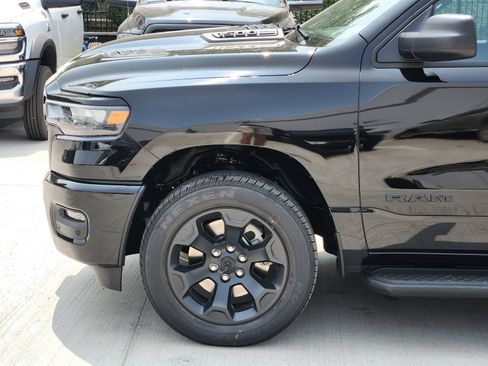 New 2026 RAM 1500 Express AWD/4WD image 10