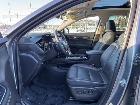 Used 2021 Buick Envision Essence w/ Technology Package I image 10