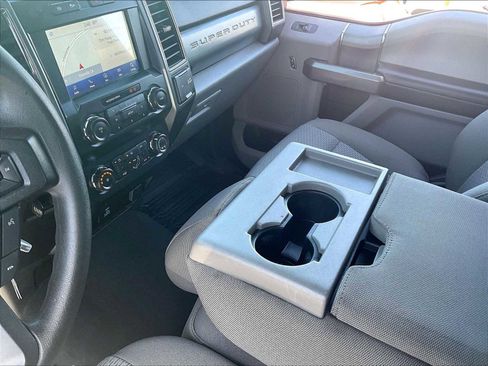 Used 2021 Ford F250 XLT w/ XLT Premium Package AWD/4WD image 19