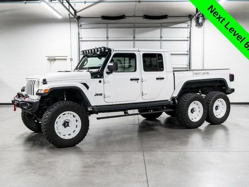 Used 2021 Jeep Gladiator Sport AWD/4WD image 7