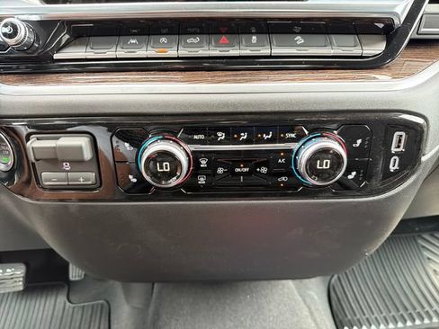 New 2026 GMC Sierra 1500 Elevation w/ X31 Off-Road Package AWD/4WD image 14