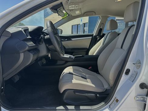 Used 2020 Honda Civic LX image 3