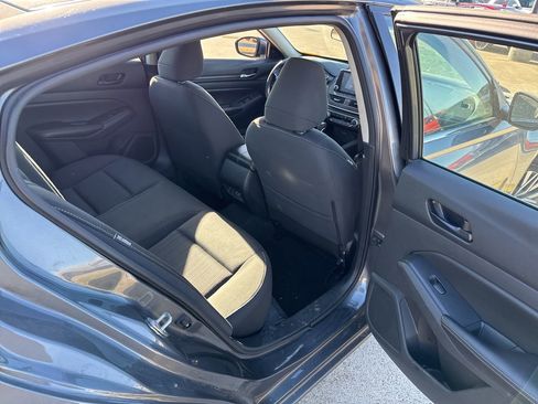 Used 2024 Nissan Altima 2.5 SV image 13