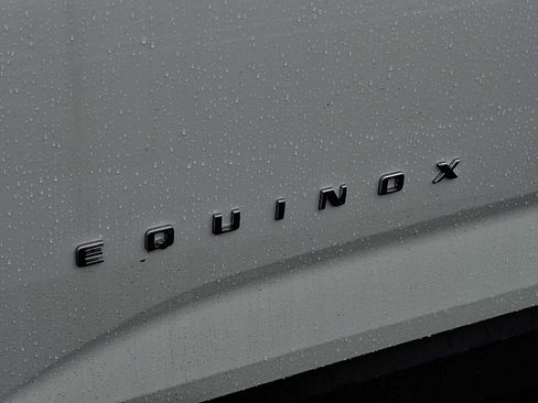 New 2026 Chevrolet Equinox LT w/ Convenience Package II image 5