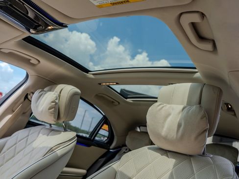 Used 2023 Mercedes-Benz S 580 4MATIC Sedan image 18