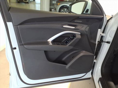 Used 2025 Audi Q5 Premium Plus w/ Premium Plus image 10