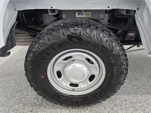 Used 2022 Ford F250 XLT w/ XLT Value Package AWD/4WD image 32
