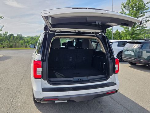 Used 2024 Ford Expedition Max XLT RWD image 18