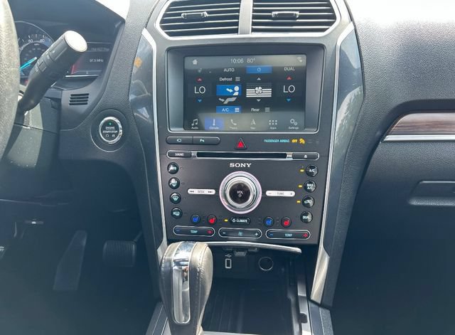 Used 2018 Ford Explorer Limited AWD/4WD image 19