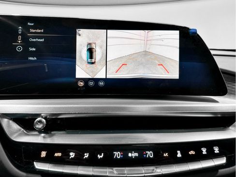 Used 2025 Cadillac Lyriq Luxury AWD/4WD image 13