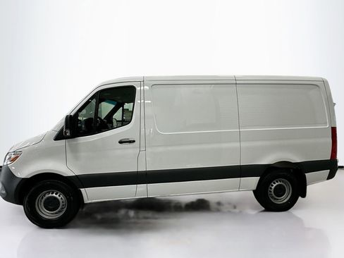 Certified 2025 Mercedes-Benz Sprinter 2500 image 5