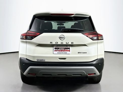 Used 2023 Nissan Rogue SV AWD/4WD image 6