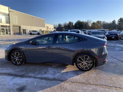 Used 2024 Toyota Prius Limited image 7