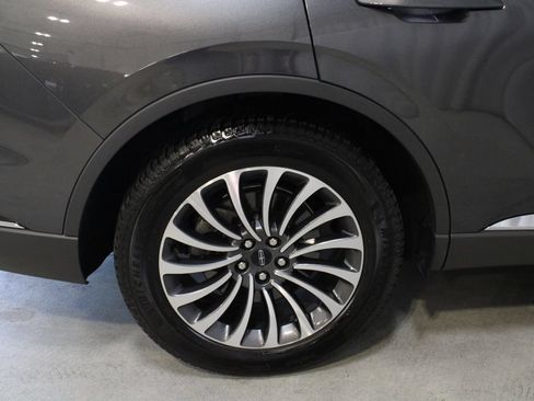 Used 2020 Lincoln Aviator Reserve w/ Equipment Group 201A AWD/4WD image 28