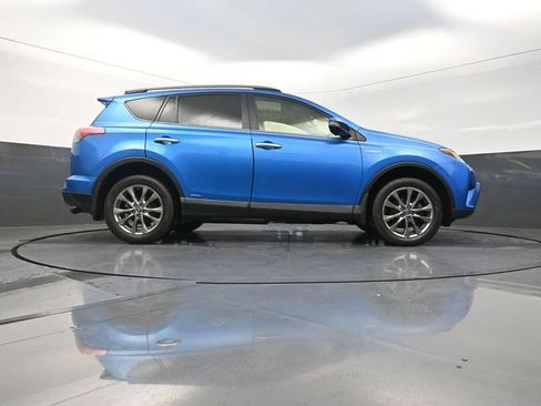 Used 2018 Toyota RAV4 Limited AWD/4WD image 38