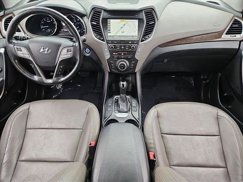 Used 2017 Hyundai Santa Fe Sport w/ Cargo Package AWD/4WD image 18
