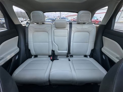 Used 2025 Lincoln Corsair FWD w/ Equipment Group 101A image 23