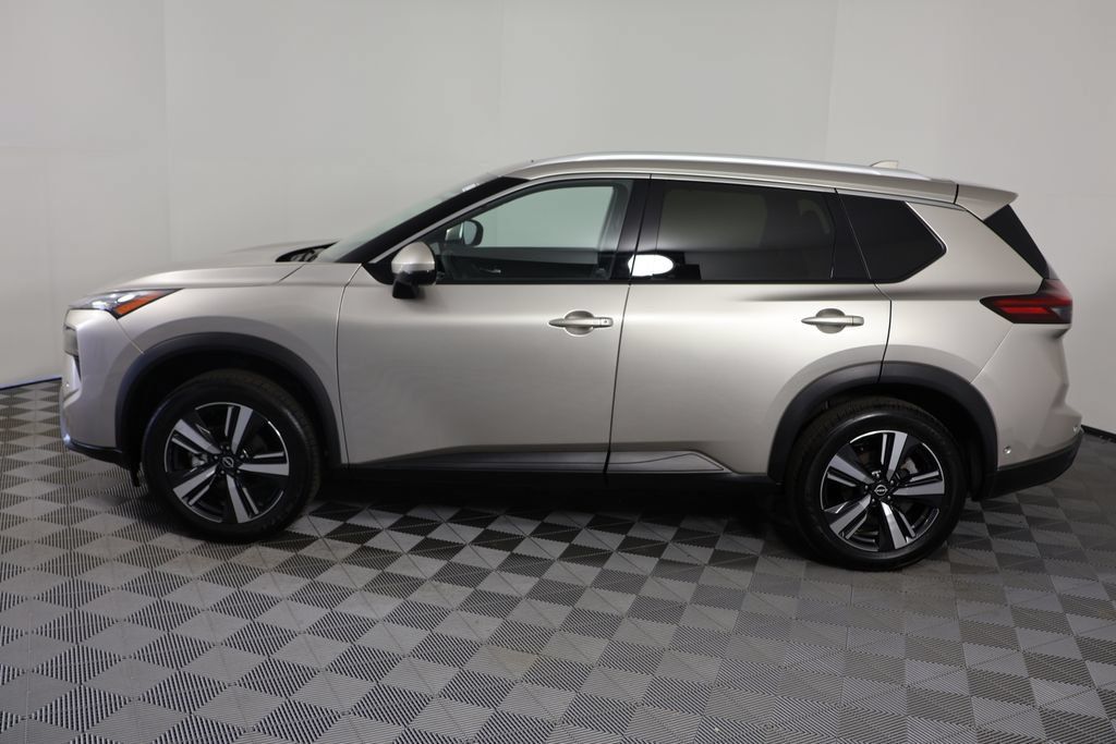 Used 2025 Nissan Rogue SL w/ SL Premium Package AWD/4WD image 5
