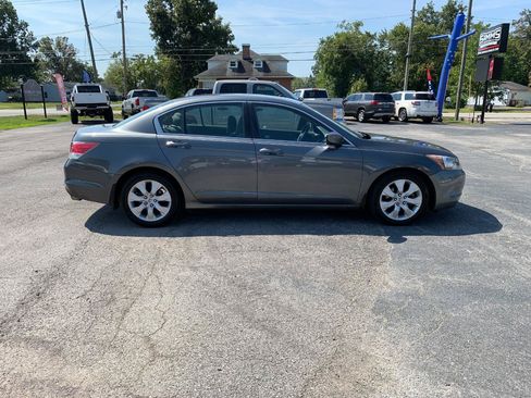 Used 2009 Honda Accord EX image 6