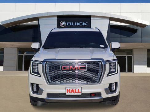 Certified 2024 GMC Yukon Denali w/ Denali Reserve Package AWD/4WD image 2