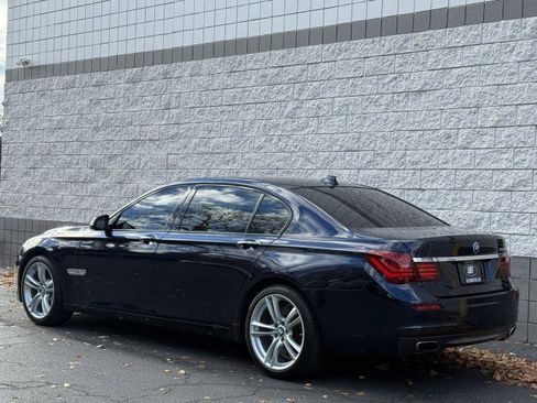 Used 2014 BMW 750Li image 14