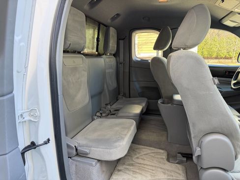 Used 2010 Toyota Tacoma 2WD Access Cab image 23
