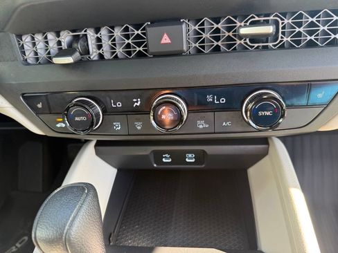 Used 2025 Honda Accord SE image 63