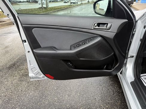 Used 2015 Kia Optima LX image 15