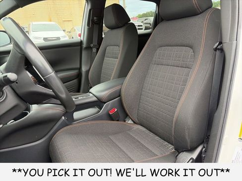 Used 2023 Honda HR-V Sport image 10
