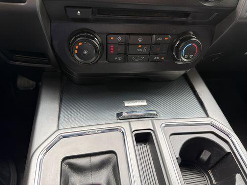Used 2018 Ford F150 XLT w/ Equipment Group 302A Luxury AWD/4WD image 24