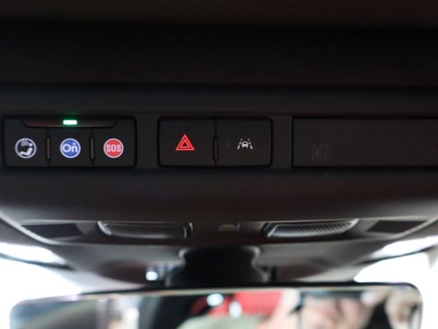 Used 2024 Chevrolet Corvette Z06 w/ Z07 Performance Package image 31