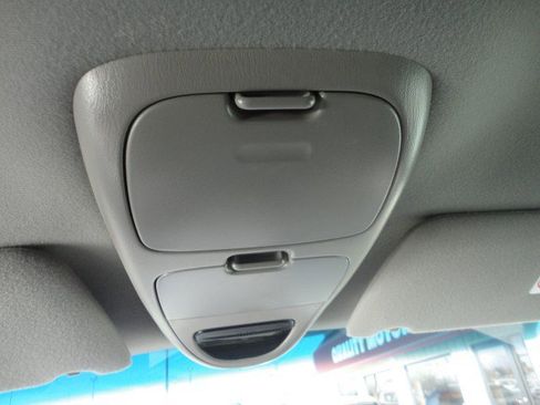 Used 2001 Ford F150 XLT image 6