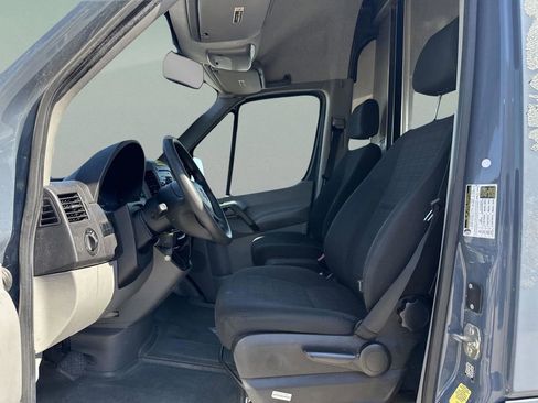 Used 2018 Mercedes-Benz Sprinter 144 Cargo image 15