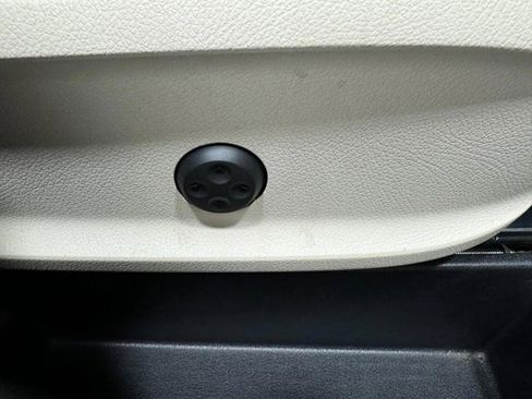 Certified 2023 Mercedes-Benz GLA 250 4MATIC image 18