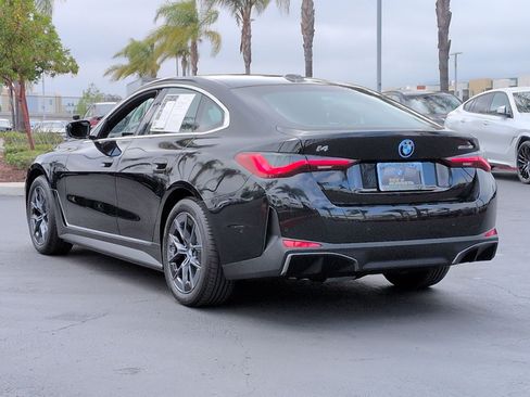 Used 2025 BMW i4 eDrive40 w/ Parking Assistance Package RWD image 8