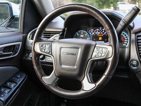 Used 2020 GMC Yukon Denali w/ Open Road Package image 14