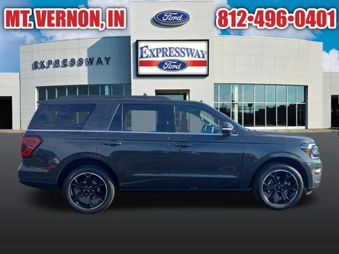 Used 2023 Ford Expedition Limited image 6