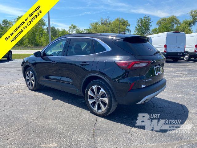 Used 2025 Ford Escape Platinum AWD/4WD image 4