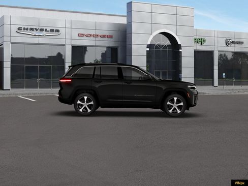 New 2026 Jeep Grand Cherokee Limited AWD/4WD image 9
