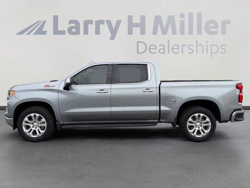 Used 2023 Chevrolet Silverado 1500 LTZ w/ LTZ Premium Package image 2