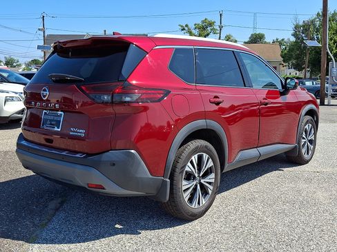 Certified 2021 Nissan Rogue SV w/ Premium Package AWD/4WD image 6