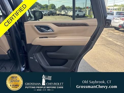 Used 2023 Chevrolet Tahoe Premier AWD/4WD image 29