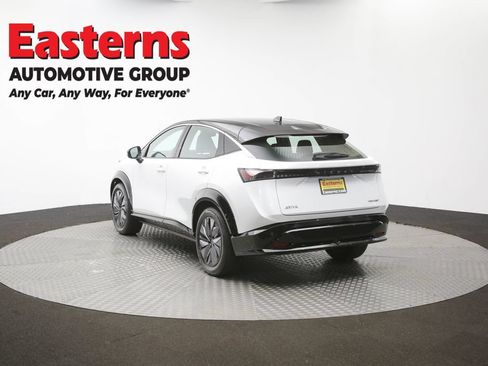 Used 2023 Nissan Ariya FWD image 58