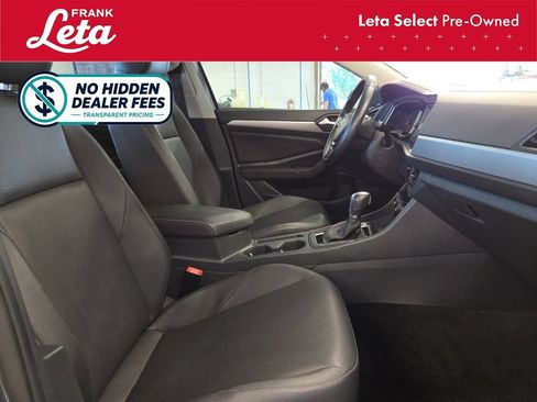 Used 2019 Volkswagen Jetta SE FWD image 21