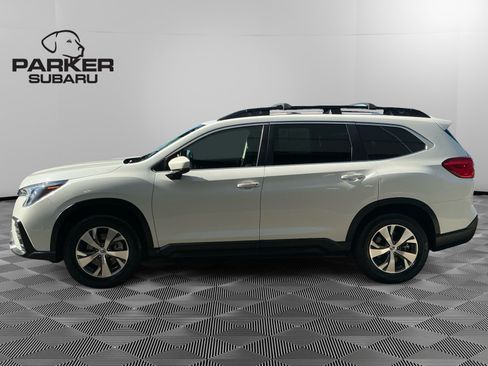 Used 2024 Subaru Ascent Premium w/ Convenience Package AWD/4WD image 2