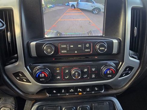 Used 2014 GMC Sierra 1500 SLT w/ SLT Crew Cab Value Package AWD/4WD image 17