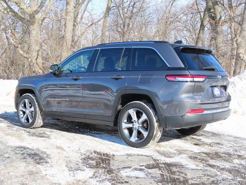 Used 2023 Jeep Grand Cherokee Limited w/ Trailer Tow Prep Group (B) image 27