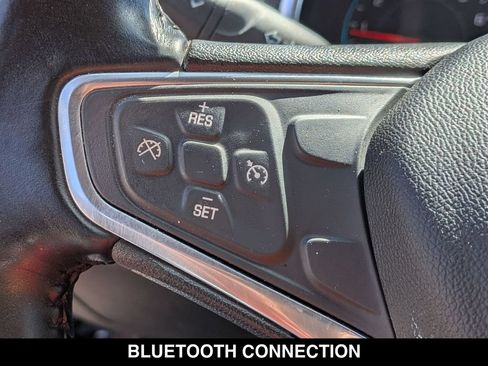 Used 2017 Chevrolet Malibu LT FWD image 5