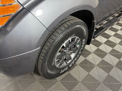 Used 2018 Nissan Frontier PRO-4X w/ Pro-4x Luxury Package image 9