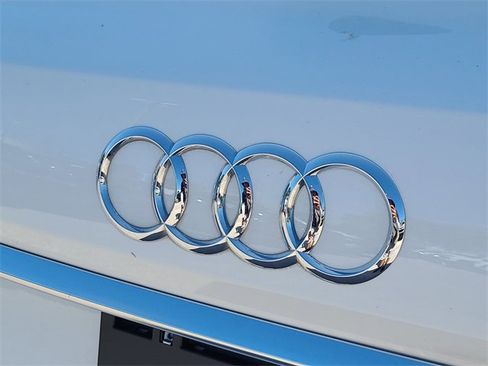 Used 2023 Audi Q7 3.0T Premium Plus image 36